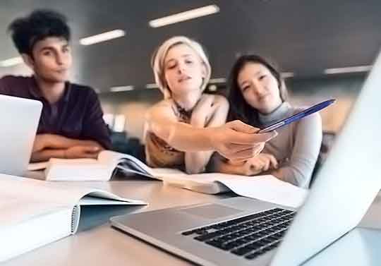 虚拟商品直供的轰炸免费软件